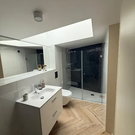 With Ac- Augustianska 1 * Krakau